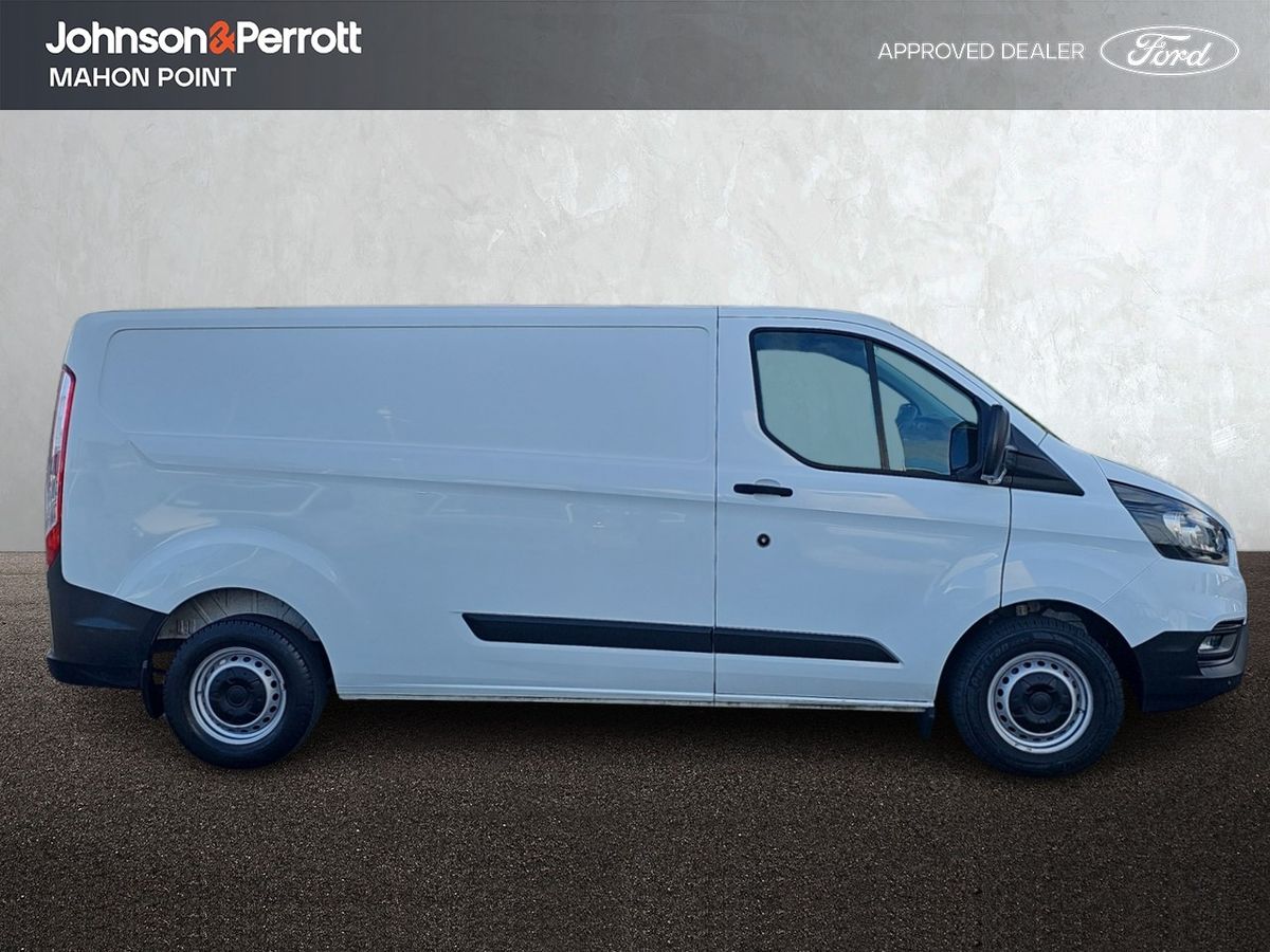 Ford Transit Custom Long Wheelbase Leader