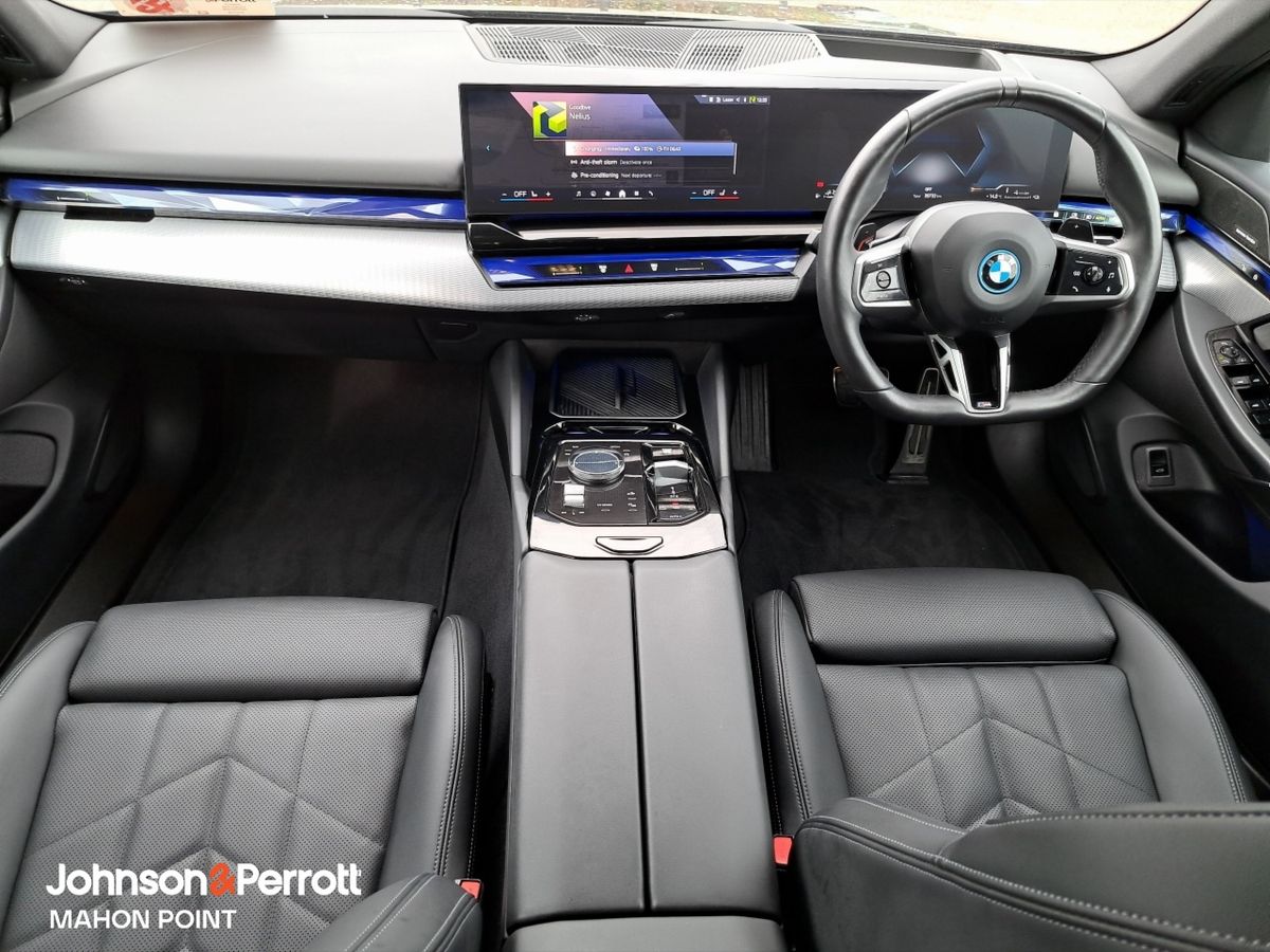 BMW 5-Series 530e M Sport