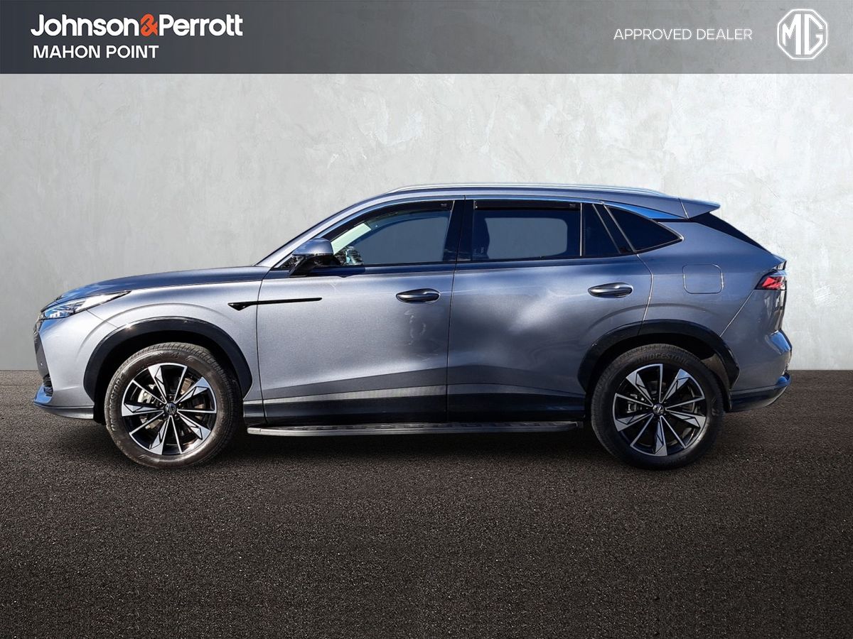 MG HS Plug-in Hybrid Exclusive **TOP SPEC / SAVE €7,500**