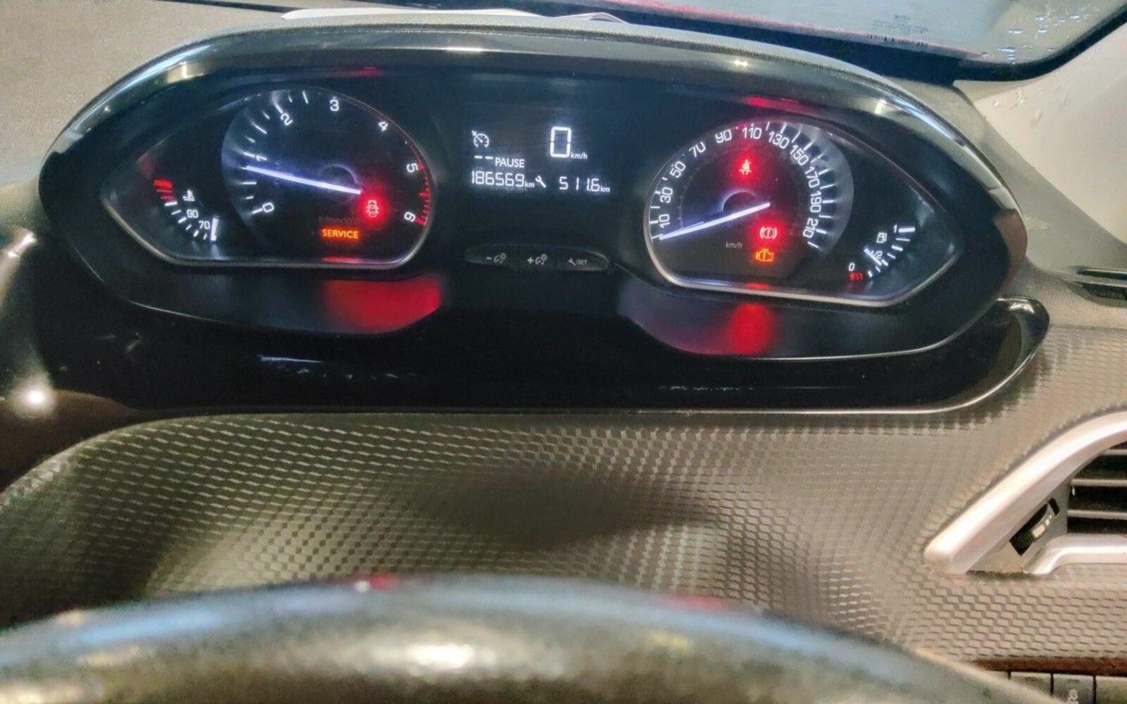 Peugeot 2008 1.6 BlueHDi 100bhp Active