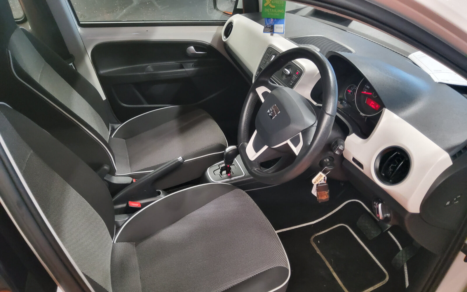 SEAT Mii 1.0 75hp SE 5D Auto