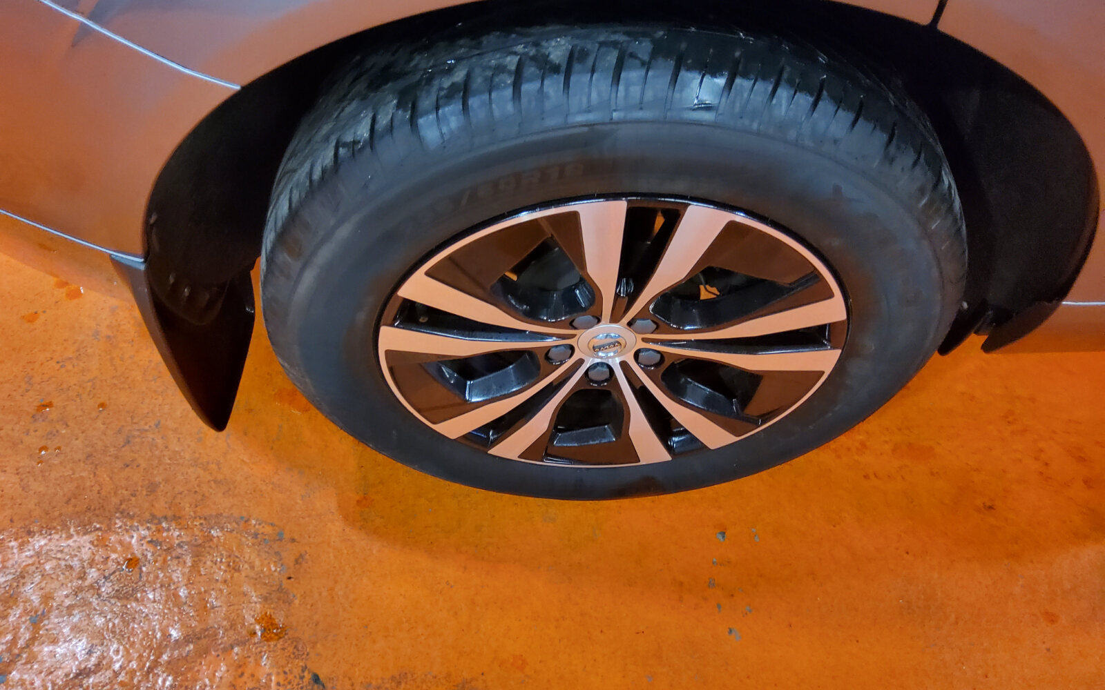 Volvo XC60 B4 (197hp) AWD Momentum Auto