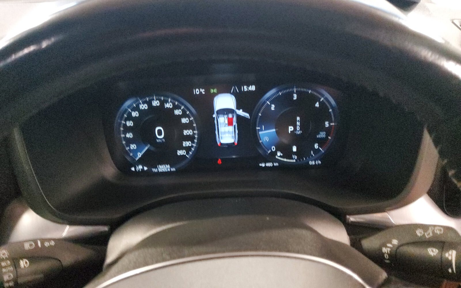 Volvo XC60 B4 (197hp) AWD Momentum Auto