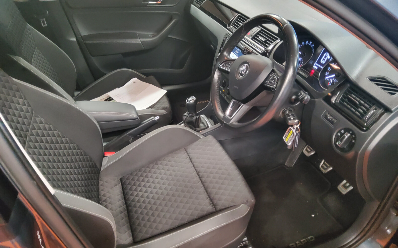 Skoda Rapid 1.4TDI 90HP SPACEBACK AMBITION