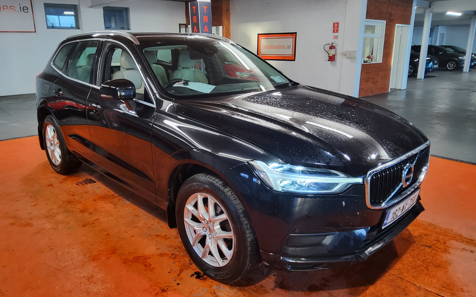 Volvo XC60 D4 (190hp) AWD Momentum Automatic