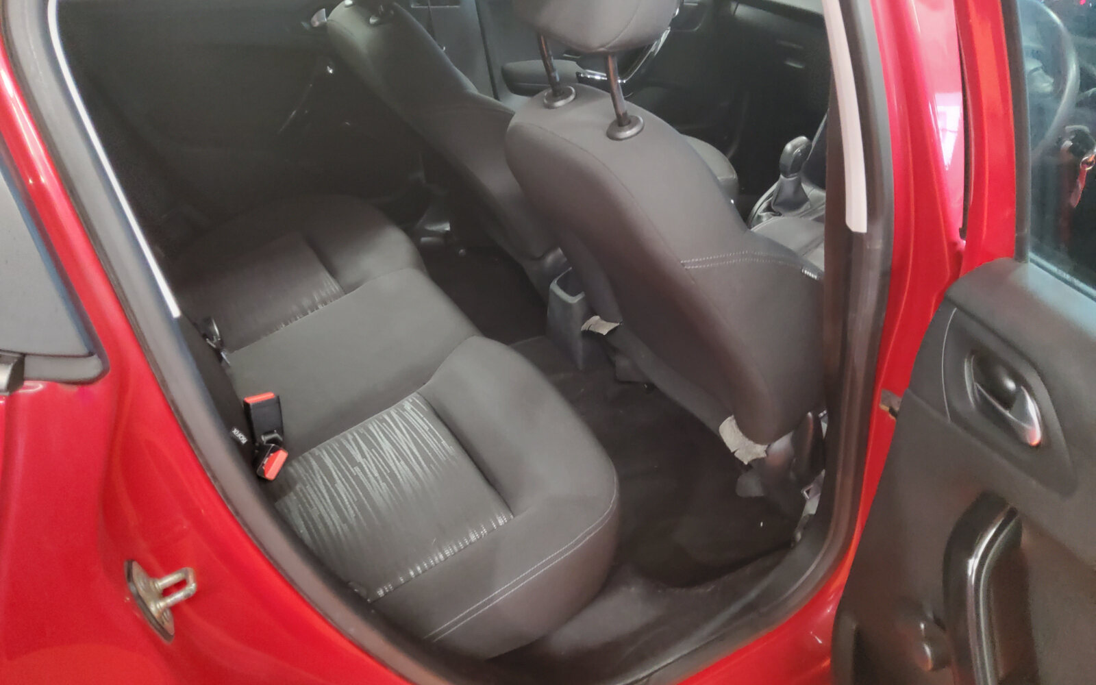 Peugeot 208 1.0 68 bhp Access