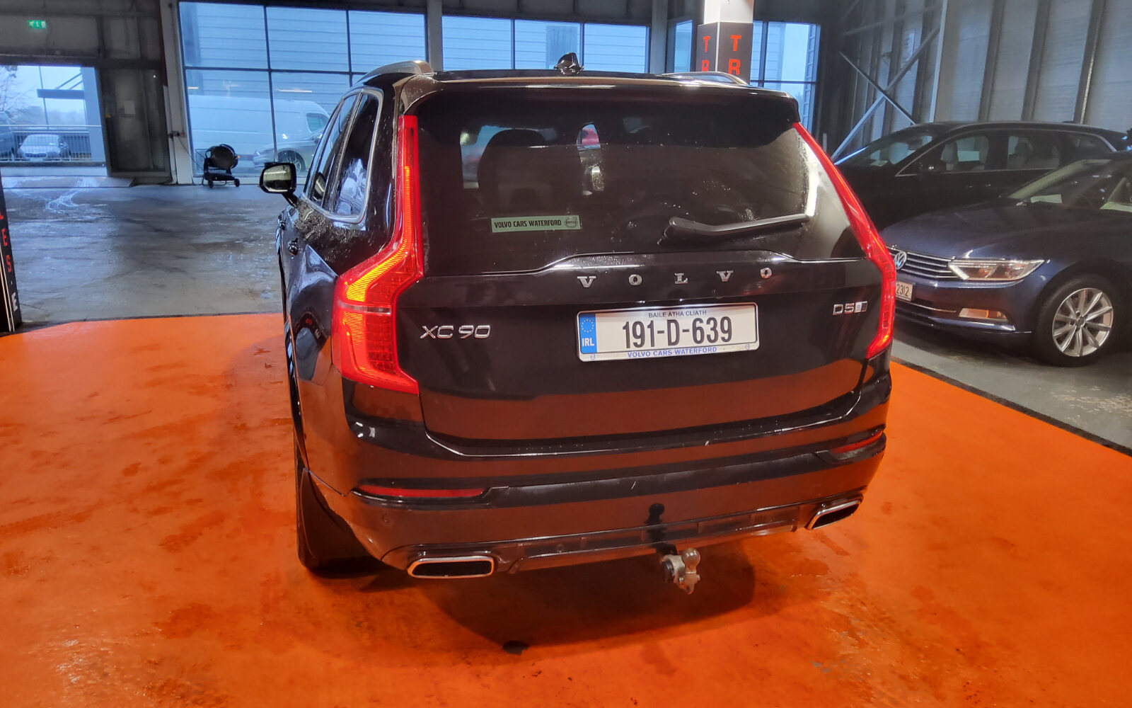Volvo XC90 D5 (235hp) AWD R-Design Geartronic