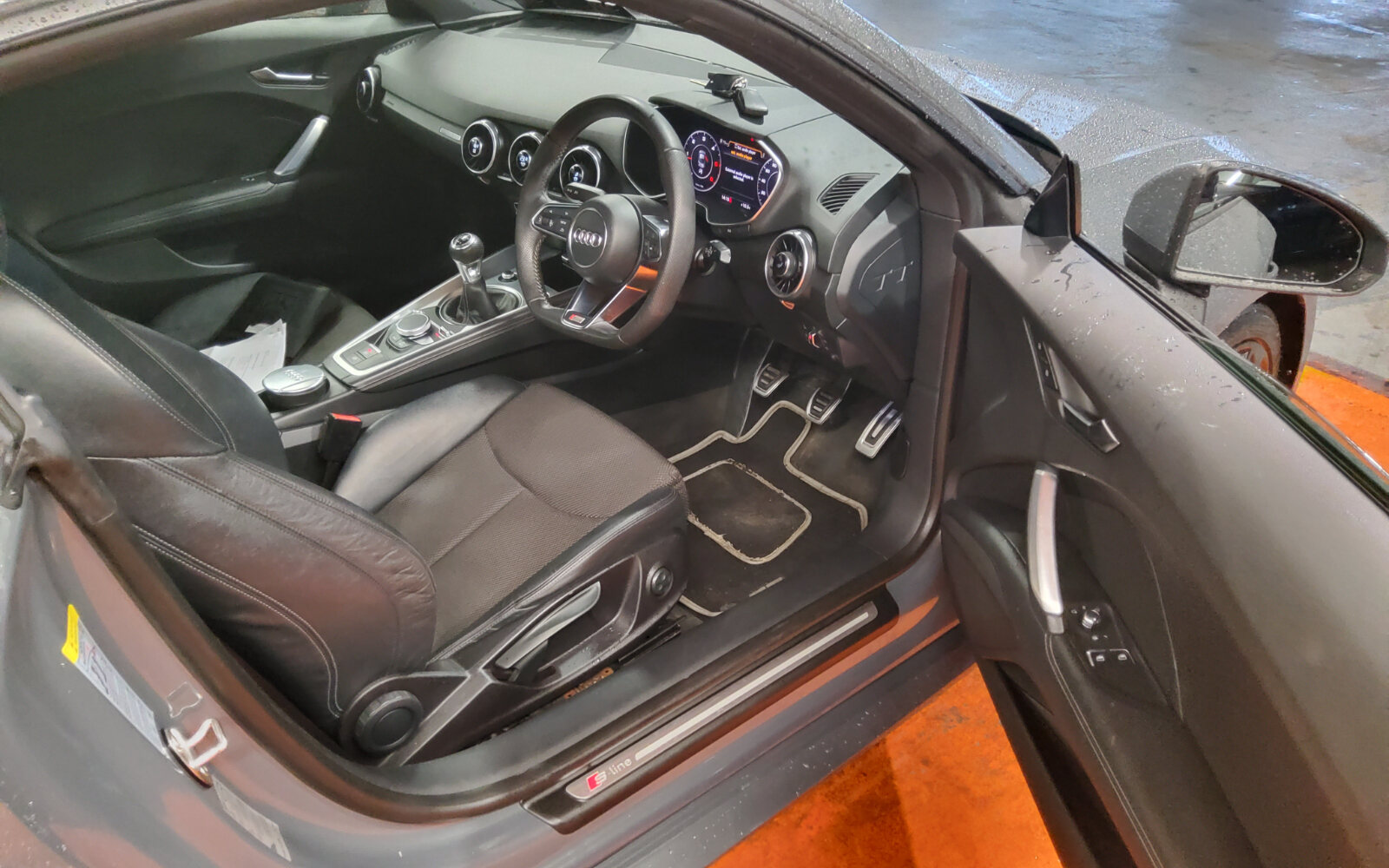 Audi TT 2.0TDI 184HP S Line