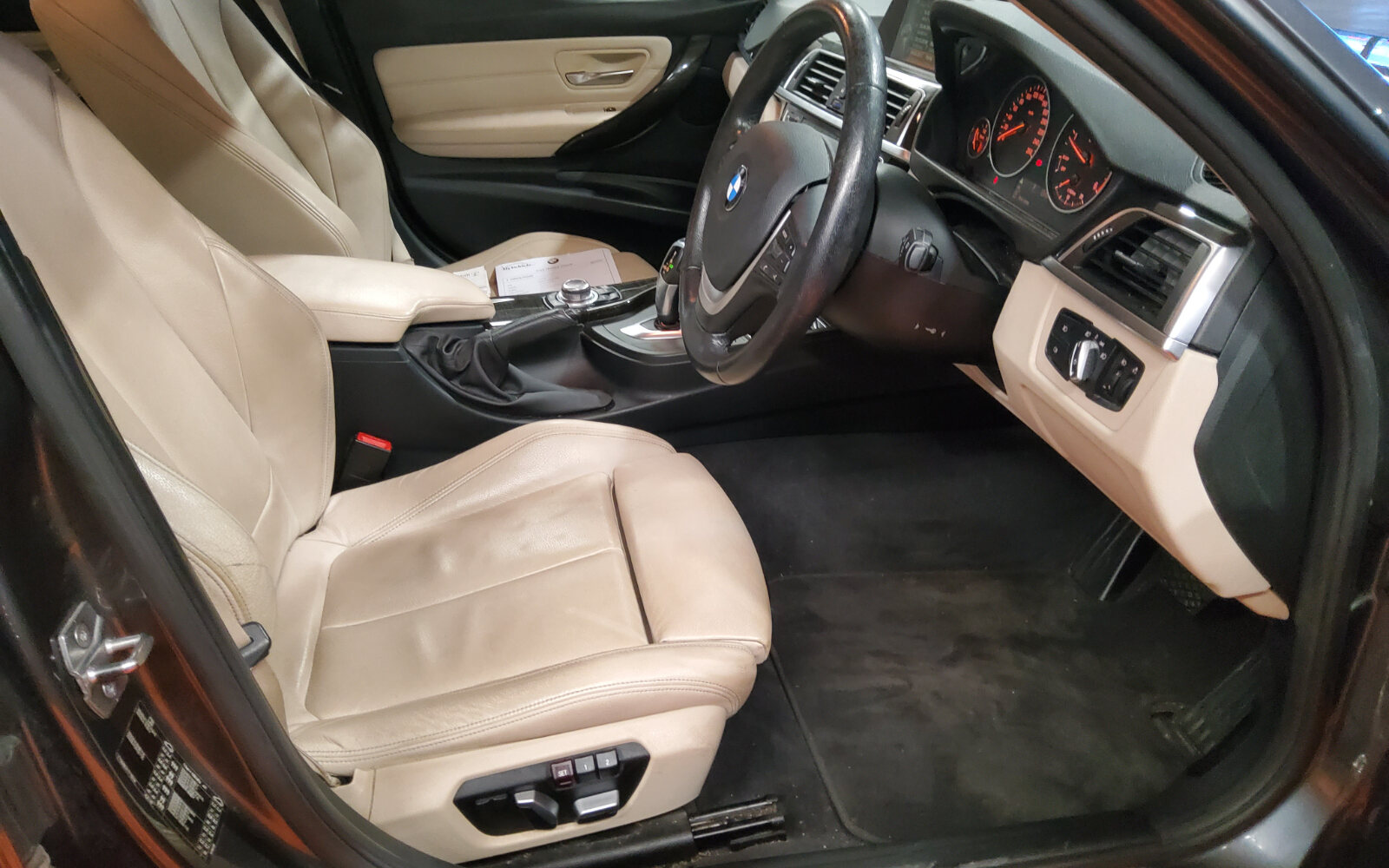 BMW 3-Series 318d SE