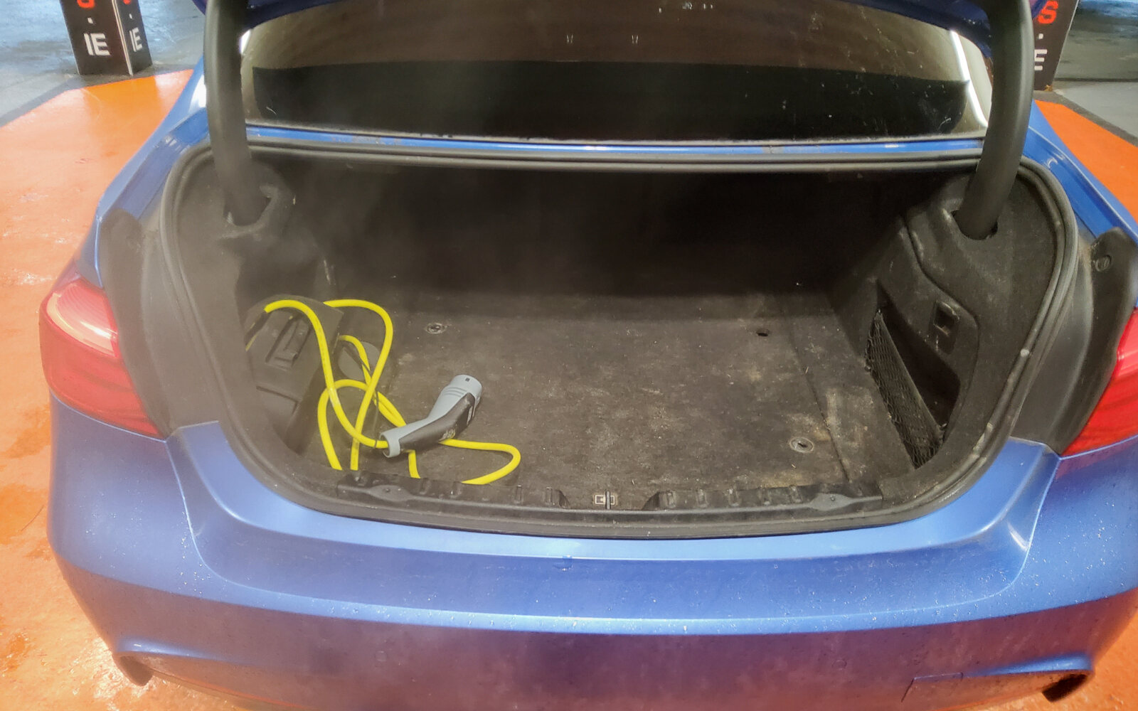 BMW 3-Series 330e M Sport