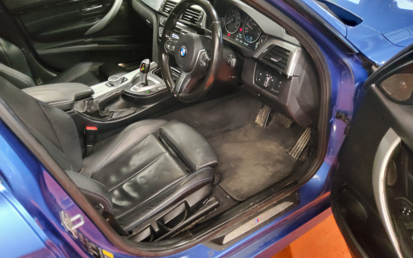 BMW 3-Series 330e M Sport