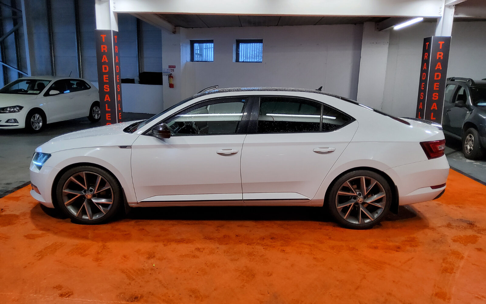 Skoda Superb 2.0 TDI 190bhp L&K 4X4 DSG