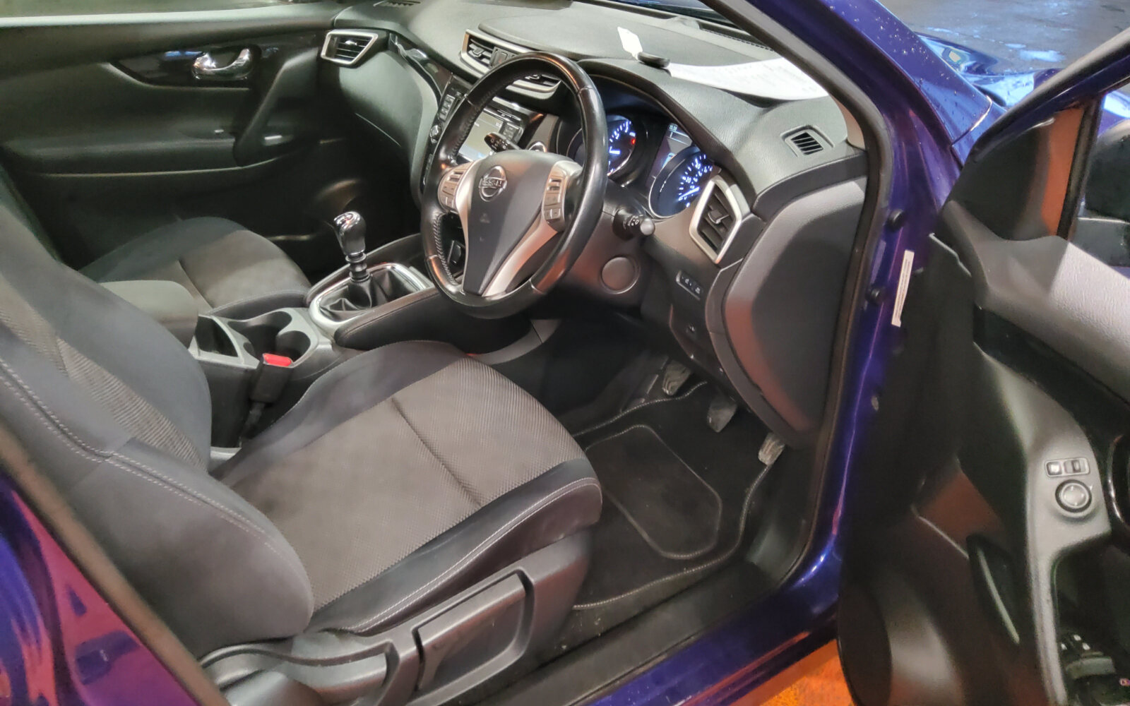 Nissan Qashqai 1.2 PET XE