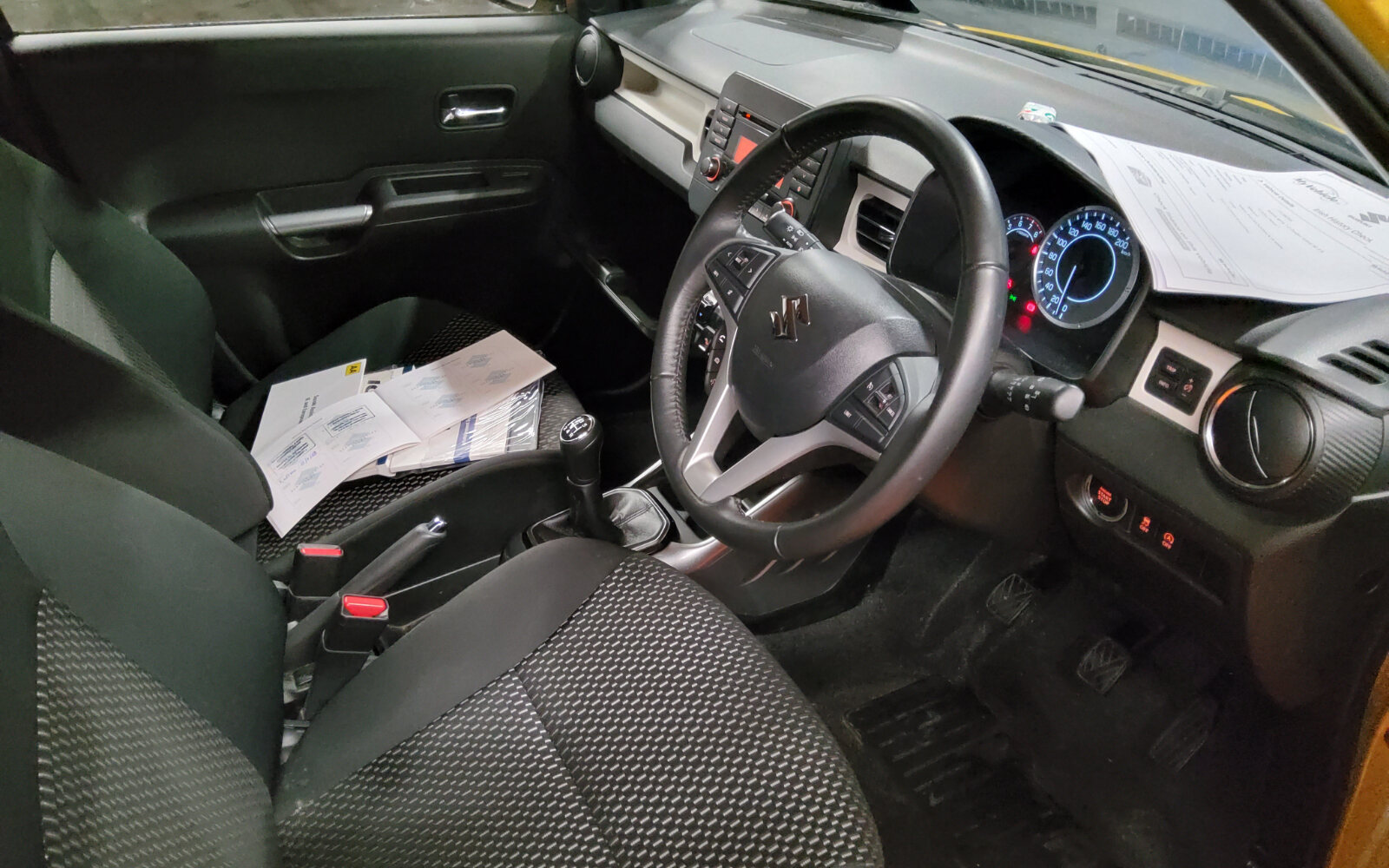 Suzuki Ignis 1.2 Hybrid SZ5 MT