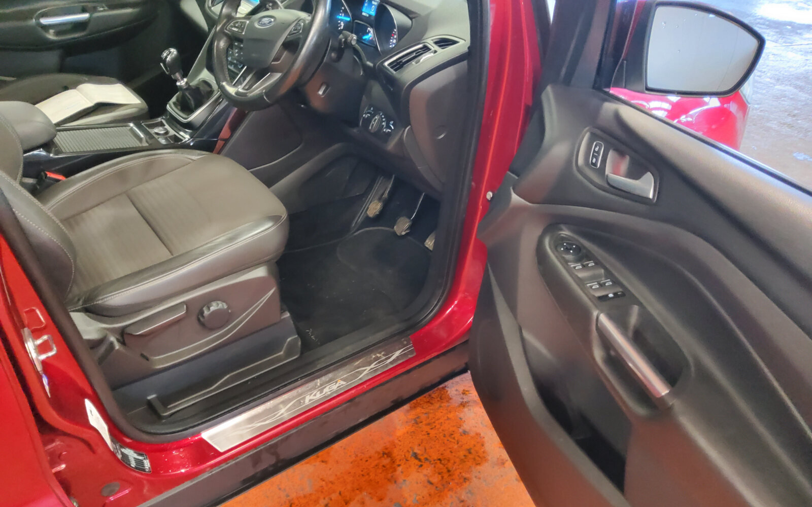 Ford Kuga 1.5TDCi 120PS FWD Titanium