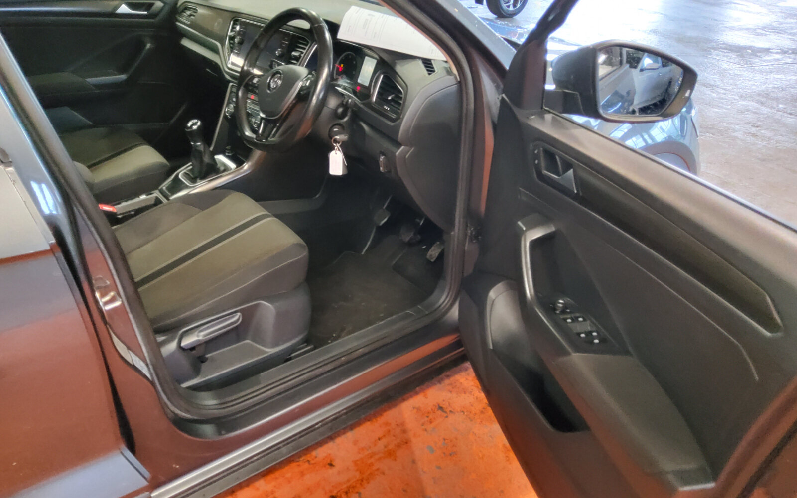 Volkswagen T-Roc 1.6 TDI 115bhp Design