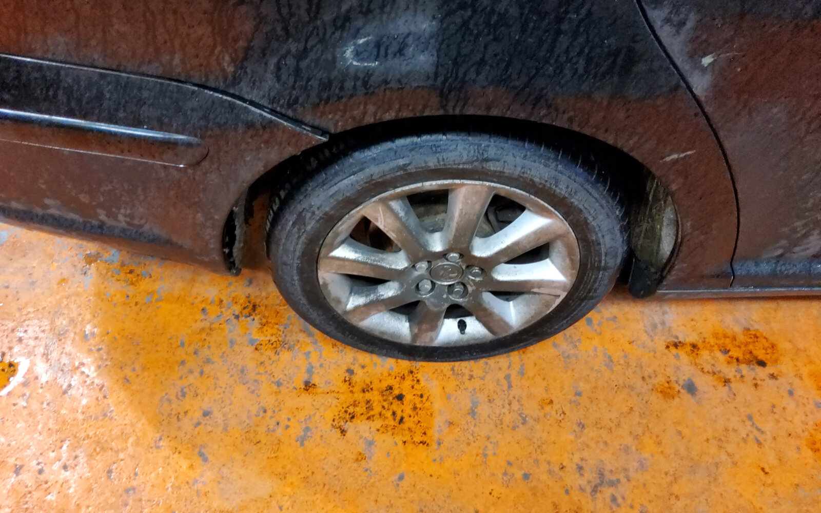 Toyota Avensis 1.6 VVT-i Strata