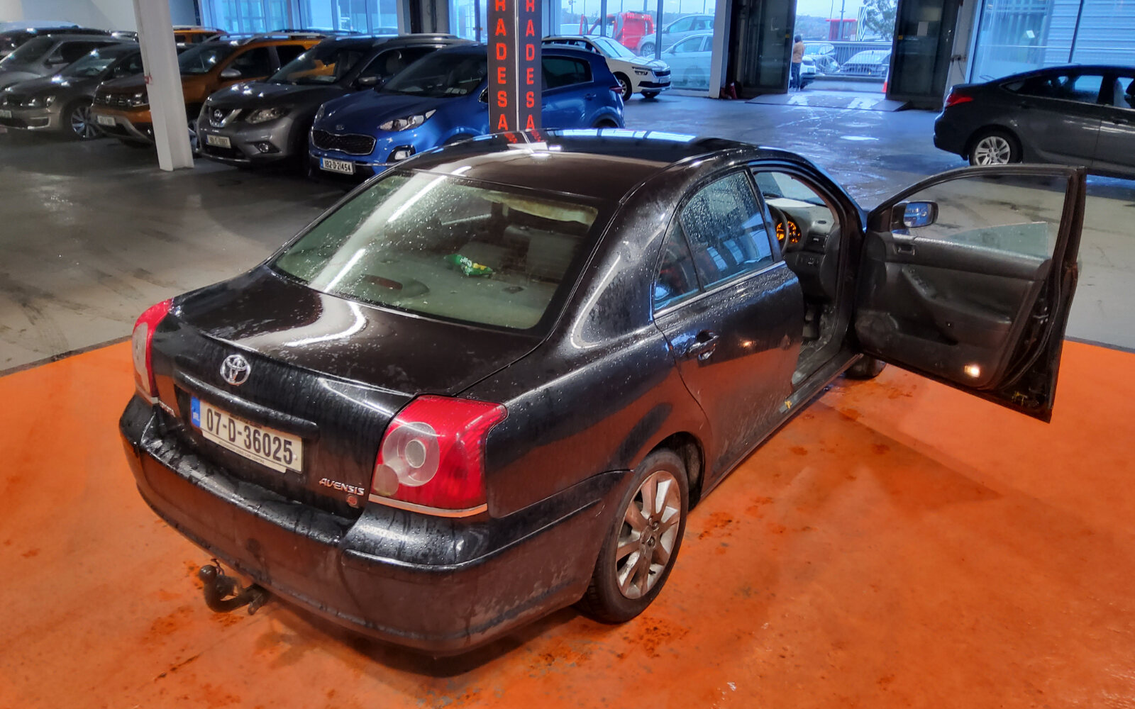 Toyota Avensis 1.6 VVT-i Strata