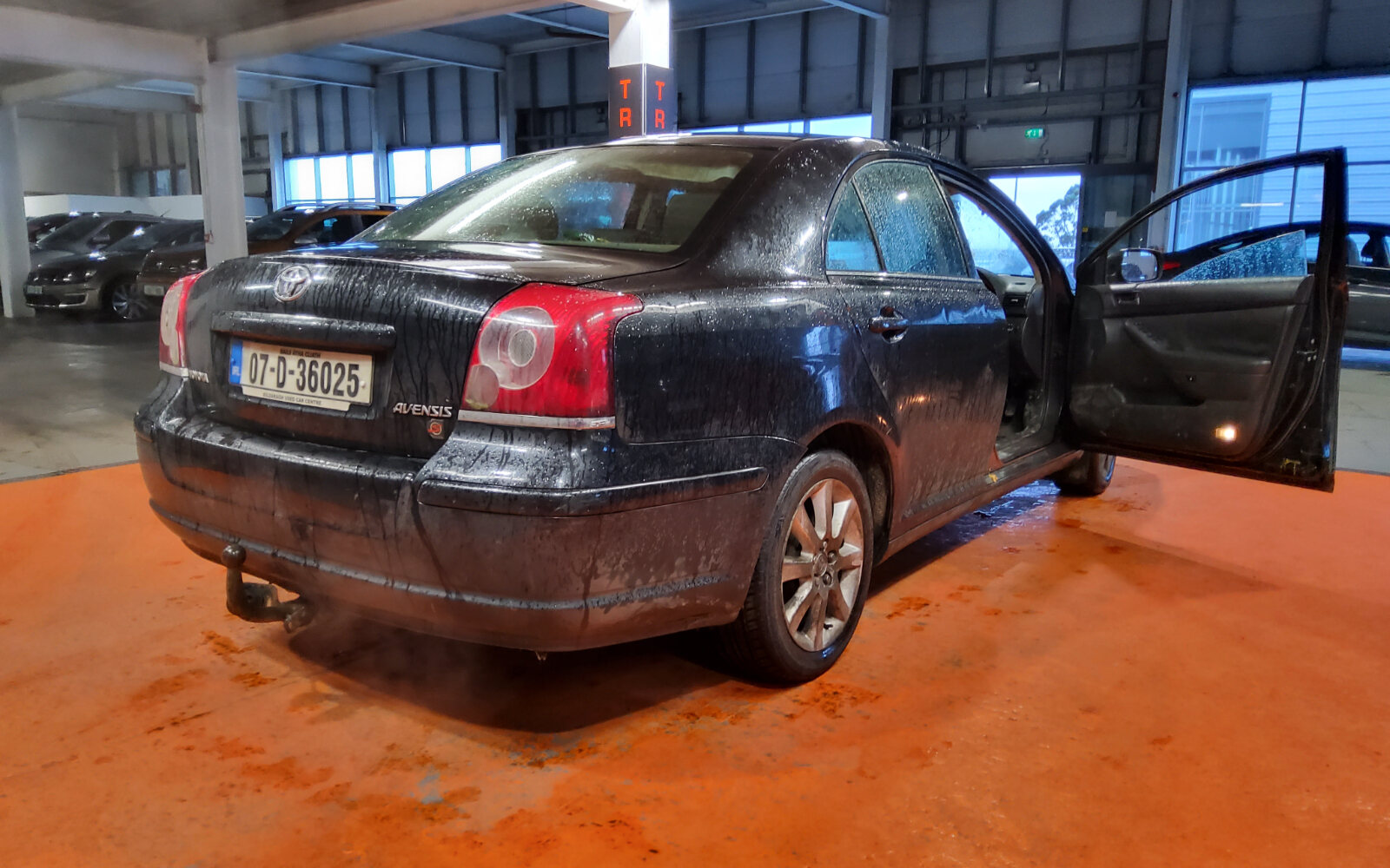 Toyota Avensis 1.6 VVT-i Strata