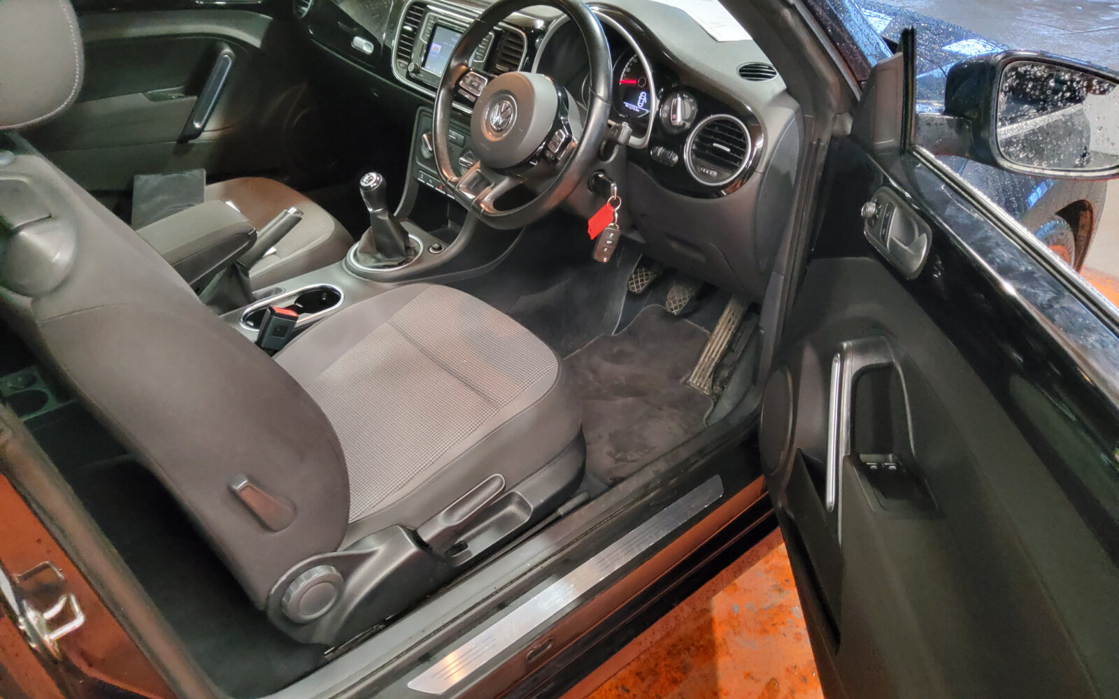 Volkswagen Beetle 1.2 TSI 105HP BEETLE BMT