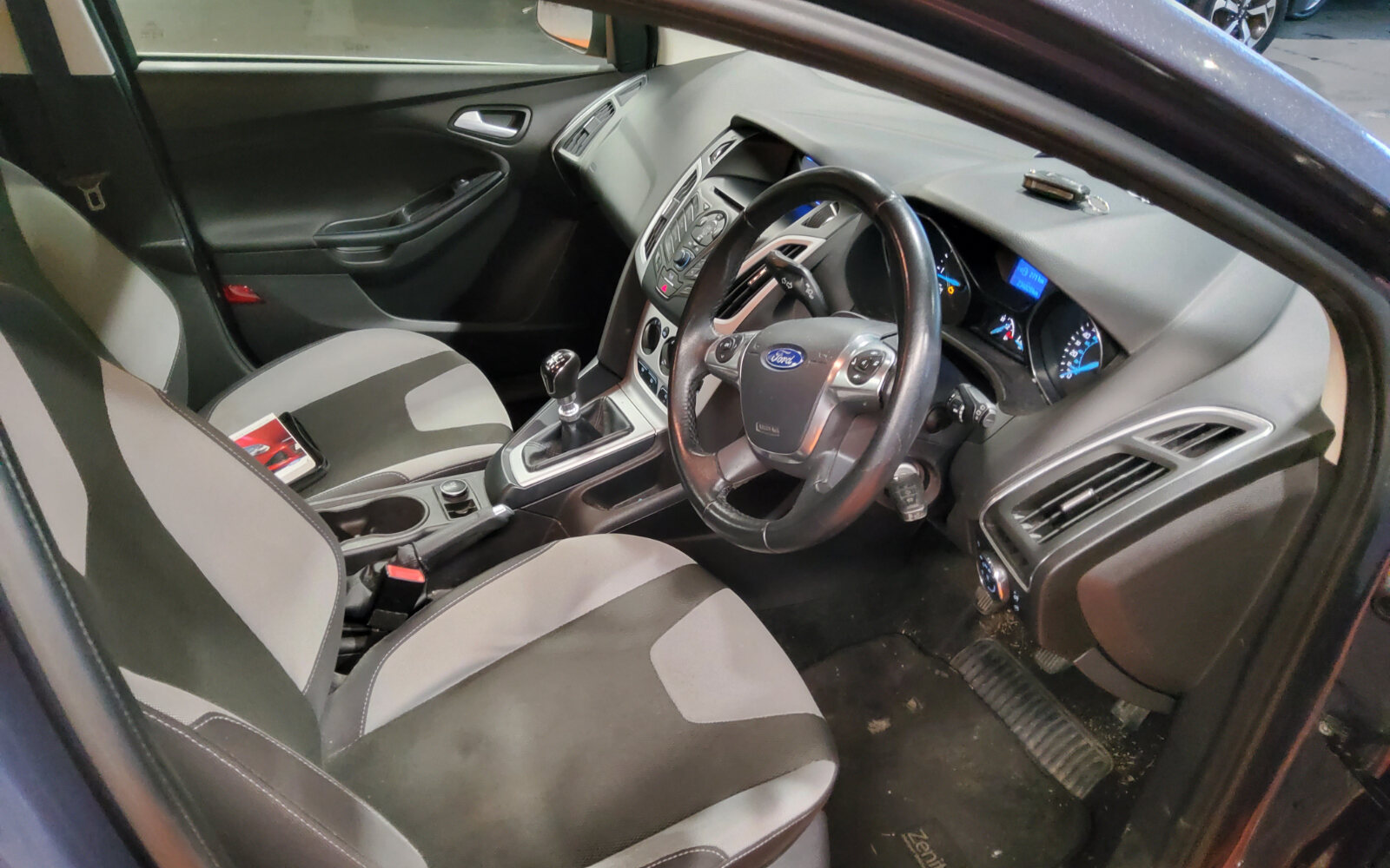 Ford Focus 1.6 TDCI 95PS ZETEC