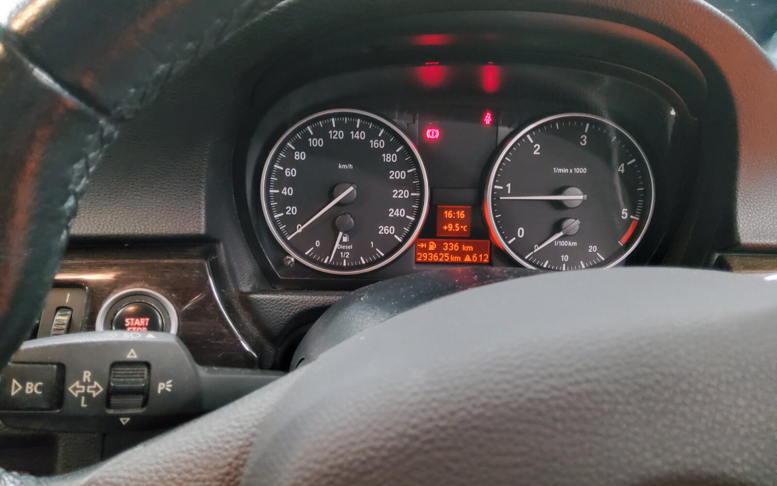 BMW 3-Series 320D EXCLUSIVE EDITION