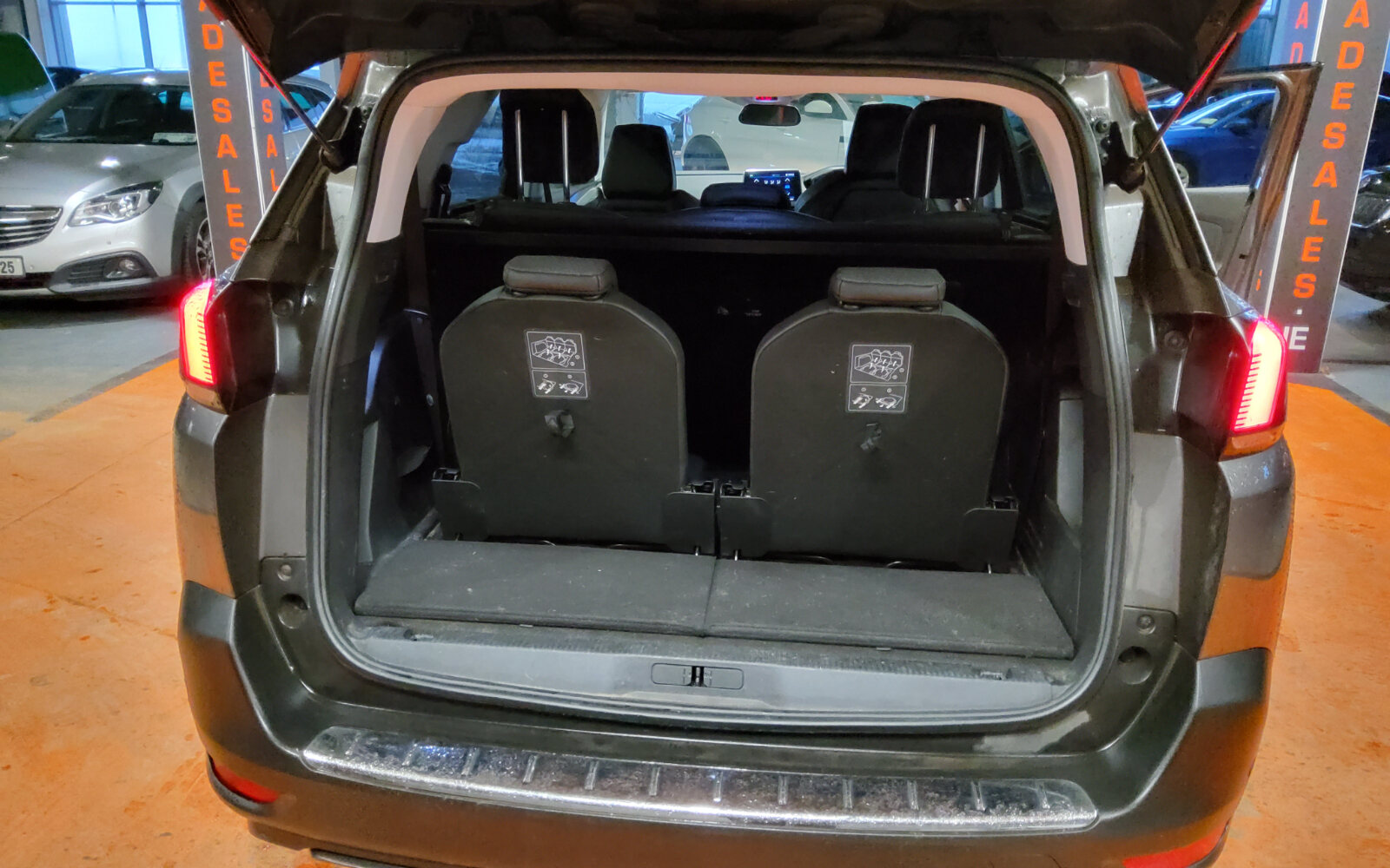 Peugeot 5008 1.6 BlueHDi 120bhp S&S Auto Allure