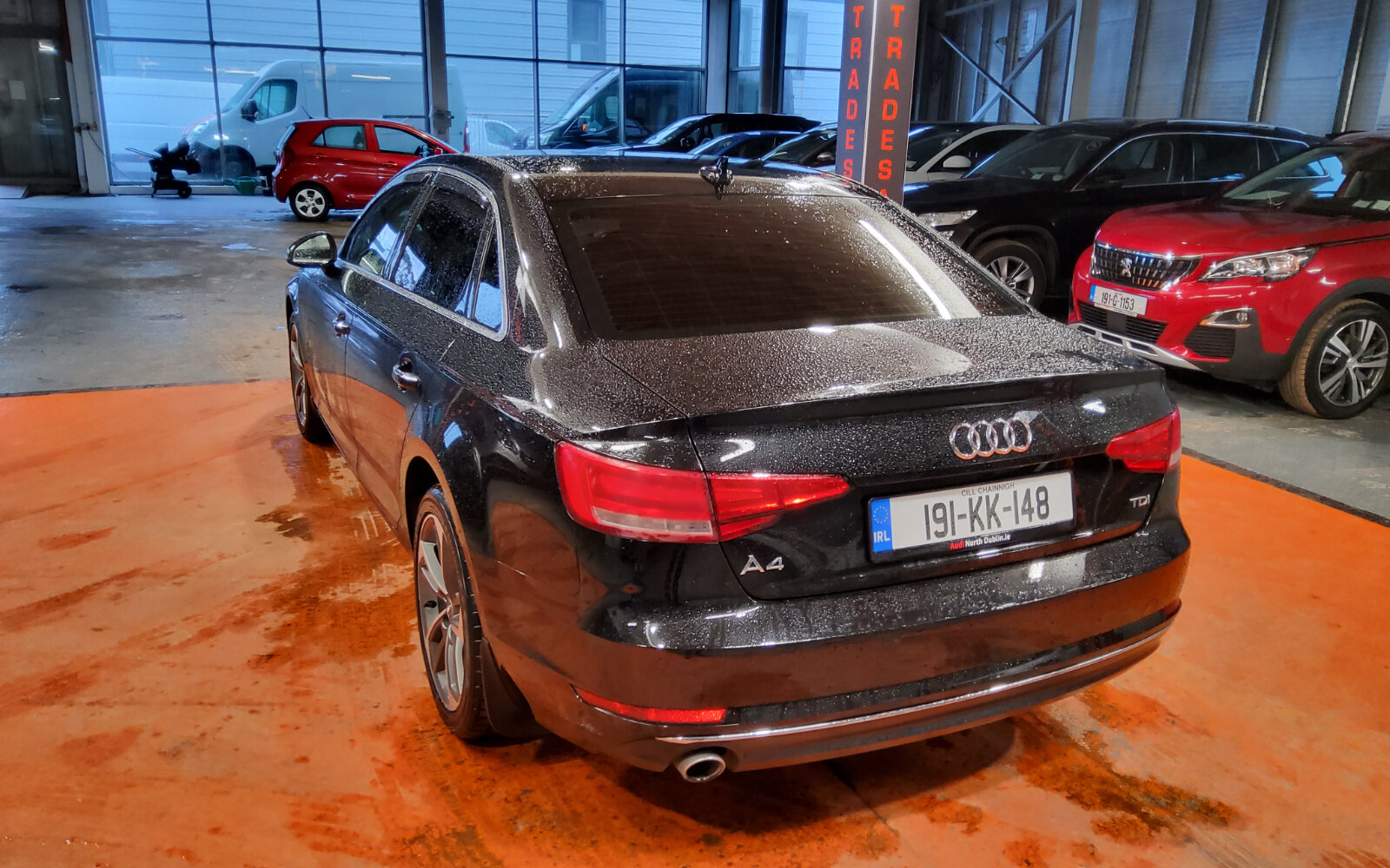 Audi A4 2.0TDI 122HP SE Ultra
