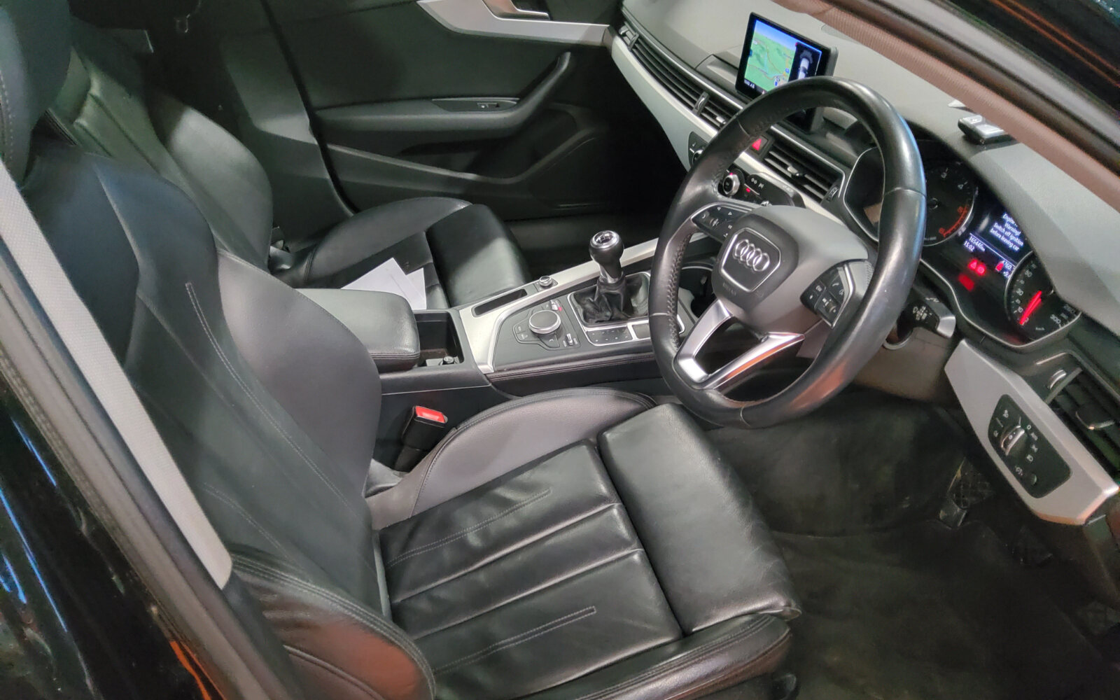 Audi A4 2.0TDI 122HP SE Ultra