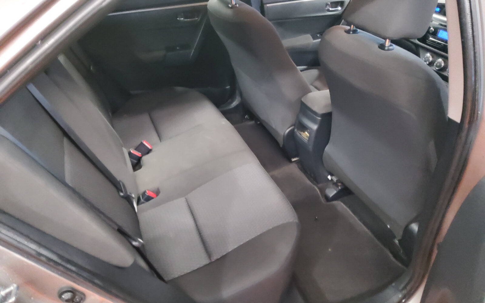 Toyota Corolla D-4D 90 (1.4) Terra