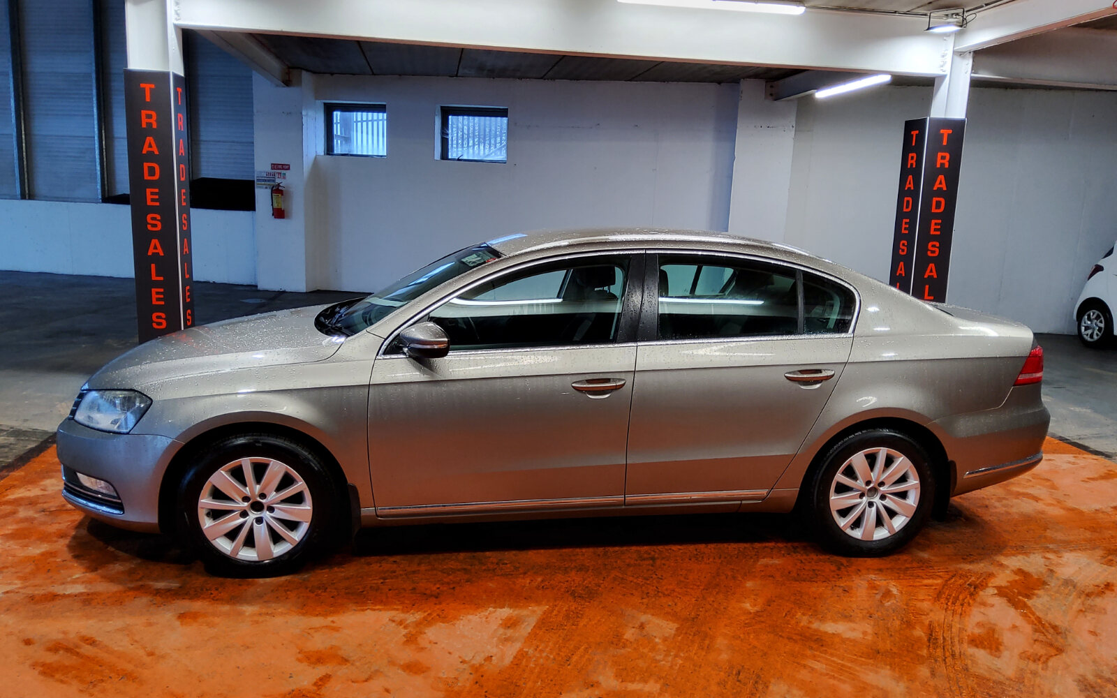 Volkswagen Passat 1.6 TDI COMFORTLINE BLUEMOTION TECH