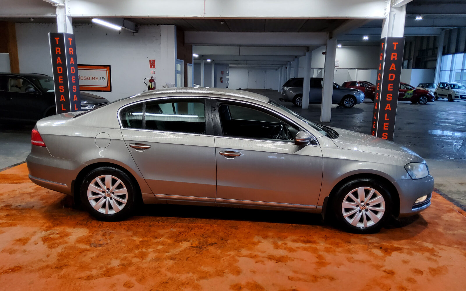 Volkswagen Passat 1.6 TDI COMFORTLINE BLUEMOTION TECH