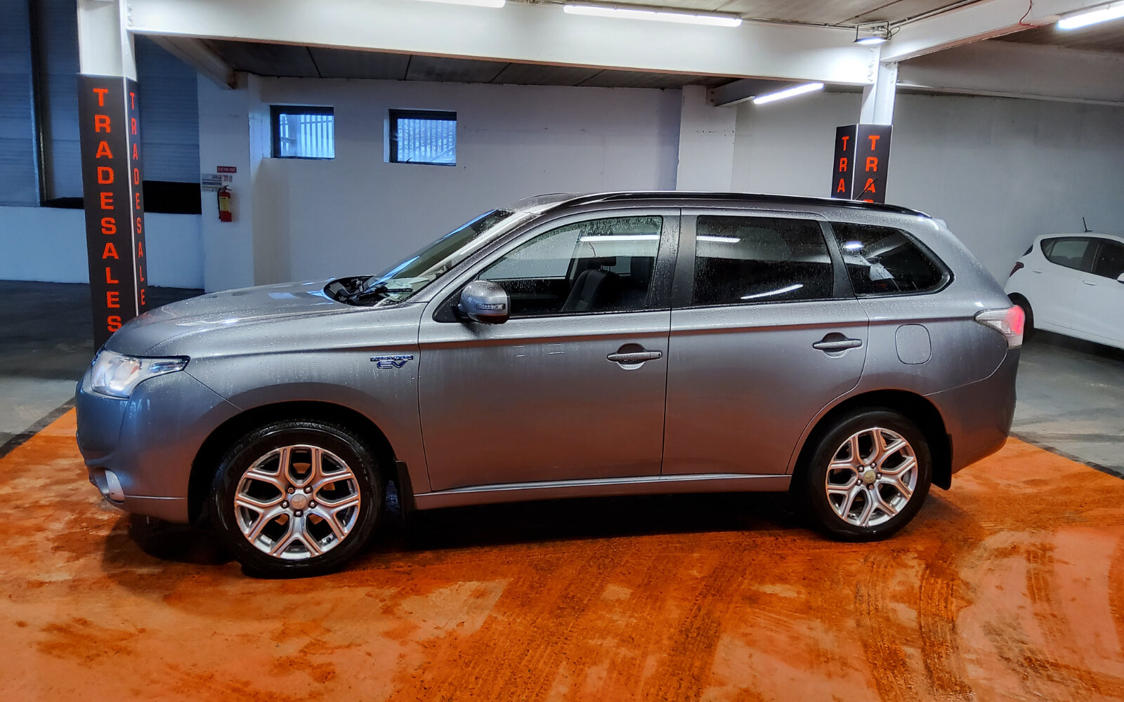 Mitsubishi Outlander PHEV Intense+