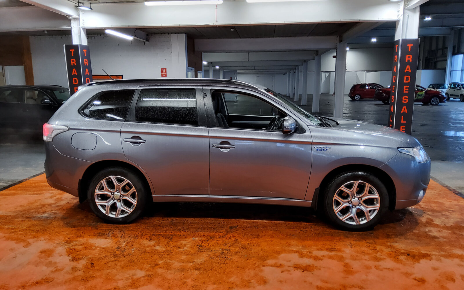 Mitsubishi Outlander PHEV Intense+