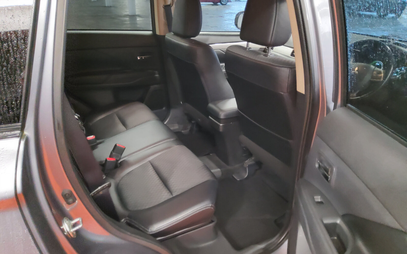 Mitsubishi Outlander PHEV Intense+