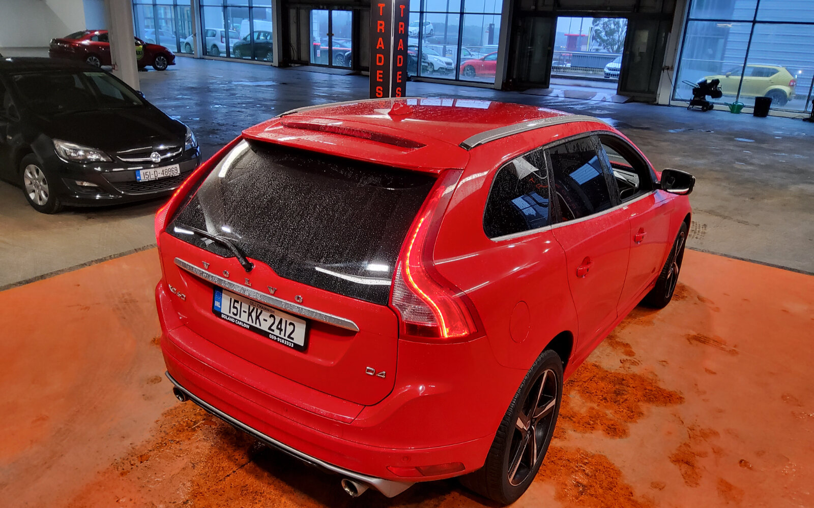 Volvo XC60 D4 (181hp) FWD R-Design