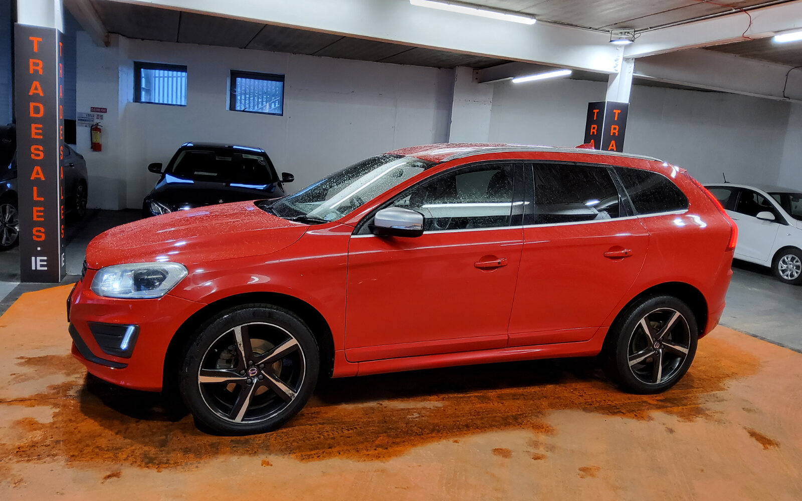 Volvo XC60 D4 (181hp) FWD R-Design