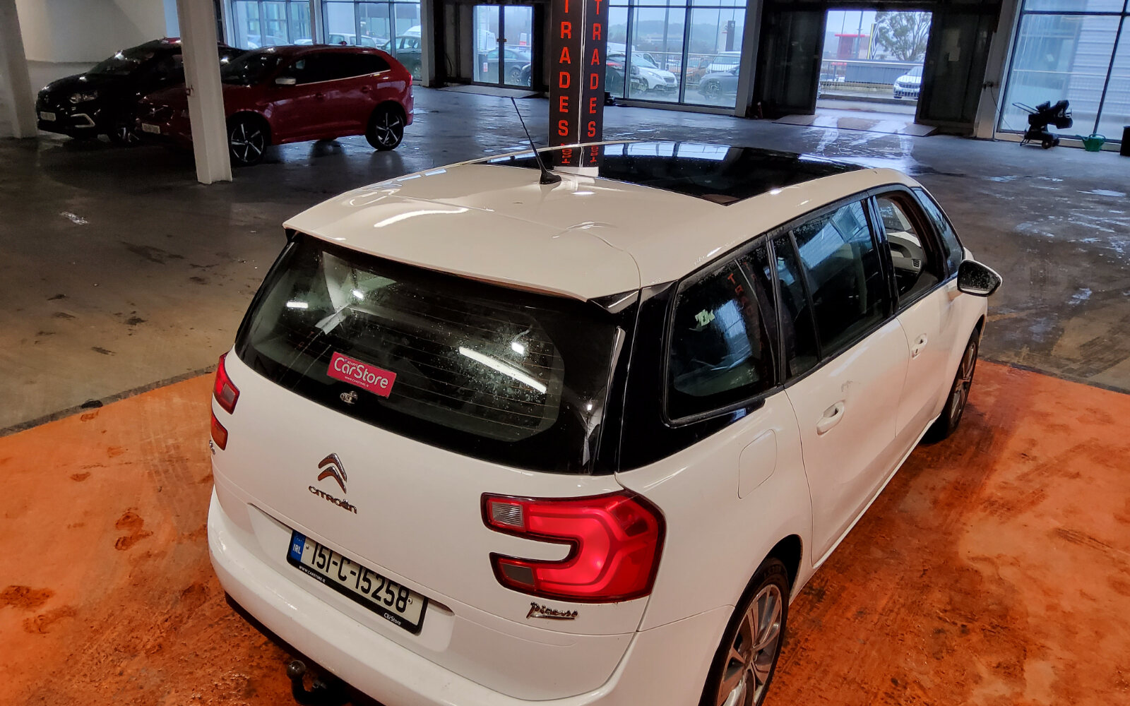 Citroen C4 Picasso 1.6 e-HDi 115 manual 6-speed Exclusive