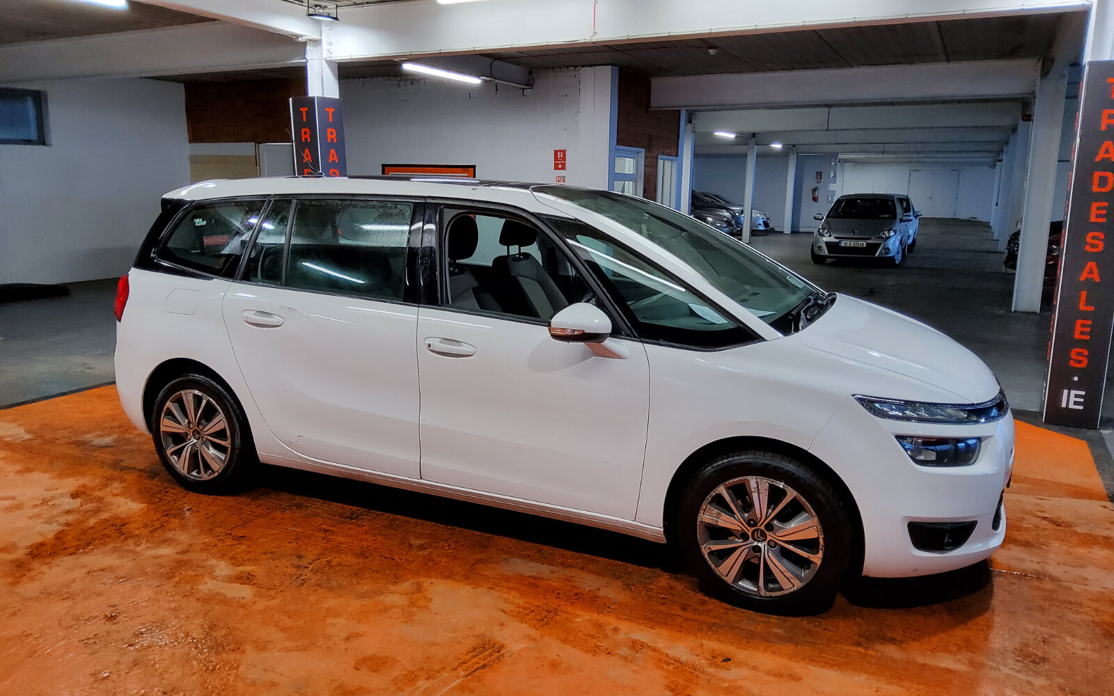 Citroen C4 Picasso 1.6 e-HDi 115 manual 6-speed Exclusive