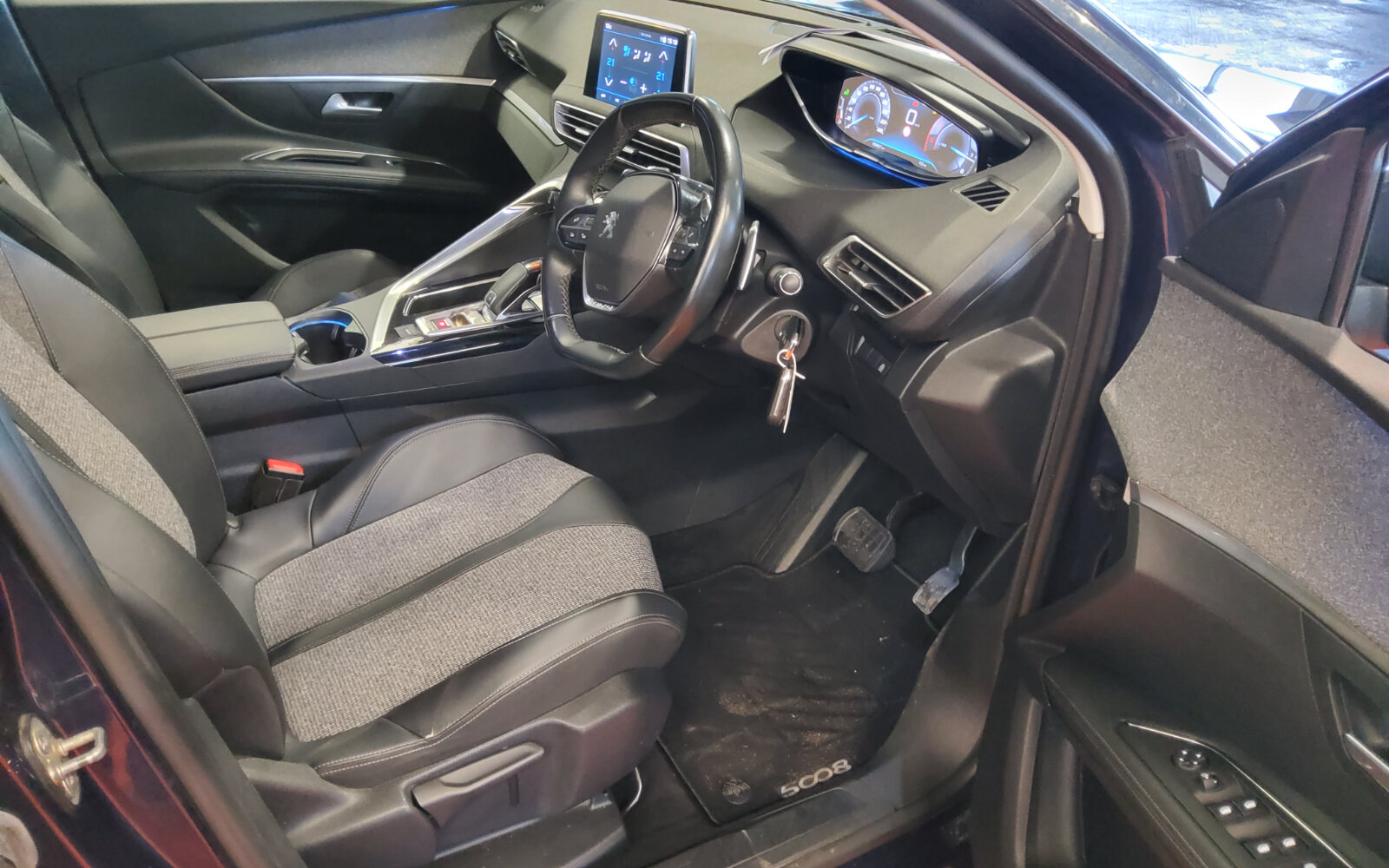 Peugeot 5008 1.5 BlueHDi 130bhp Allure Auto