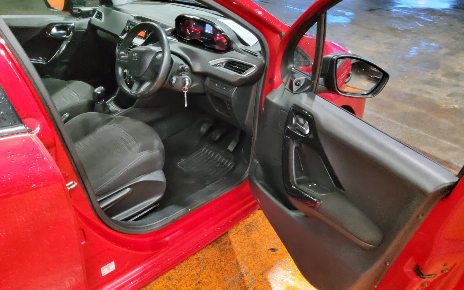 Peugeot 208 1.0 68 bhp Access