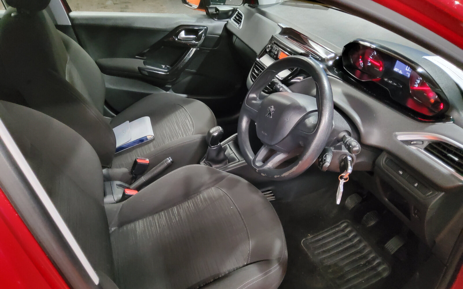 Peugeot 208 1.0 68 bhp Access