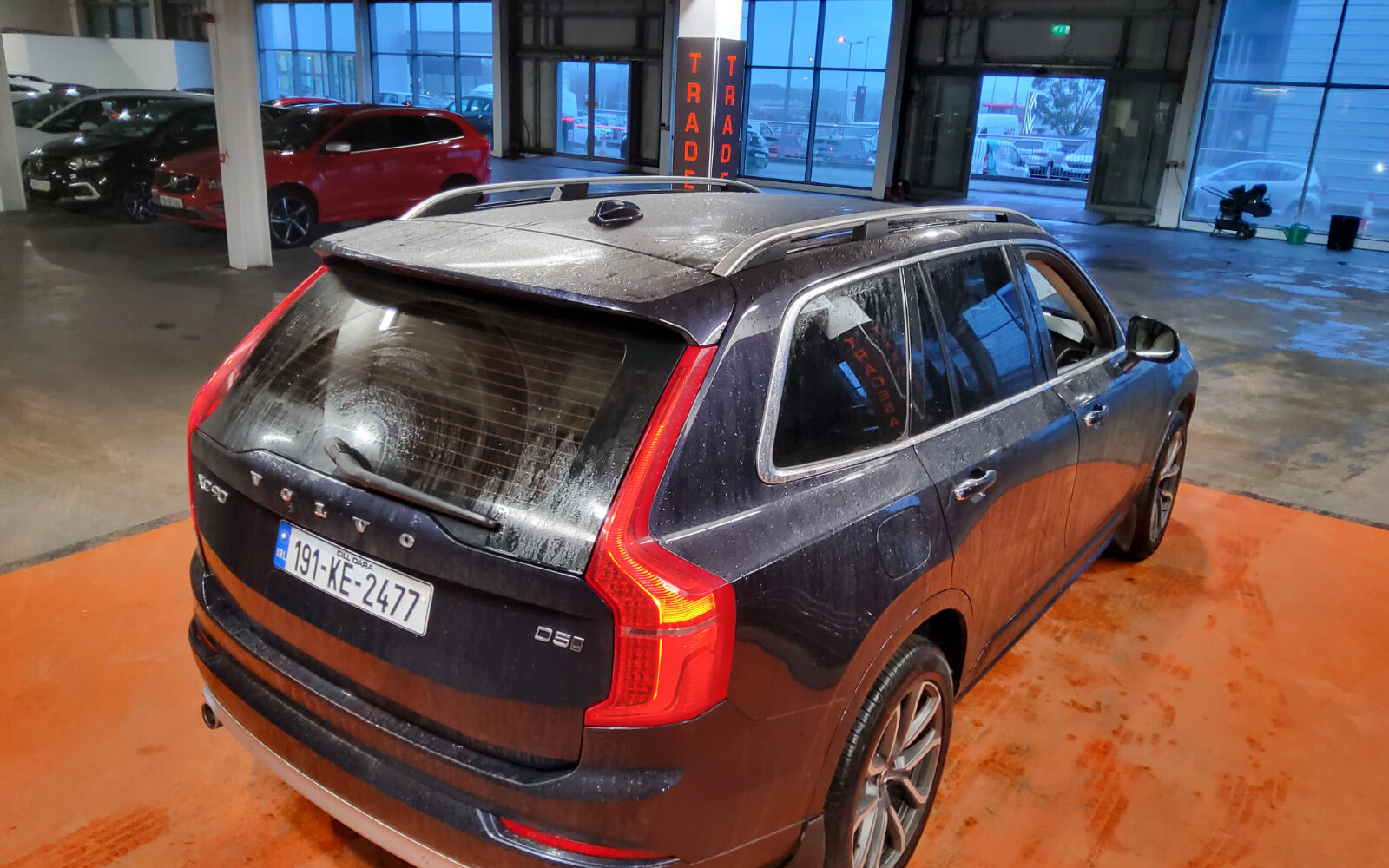 Volvo XC90 D5 (235hp) AWD Momentum Geartronic