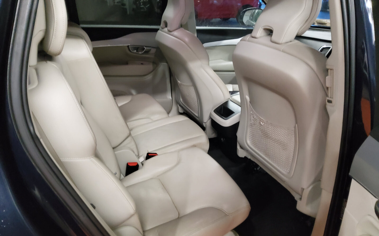 Volvo XC90 D5 (235hp) AWD Momentum Geartronic