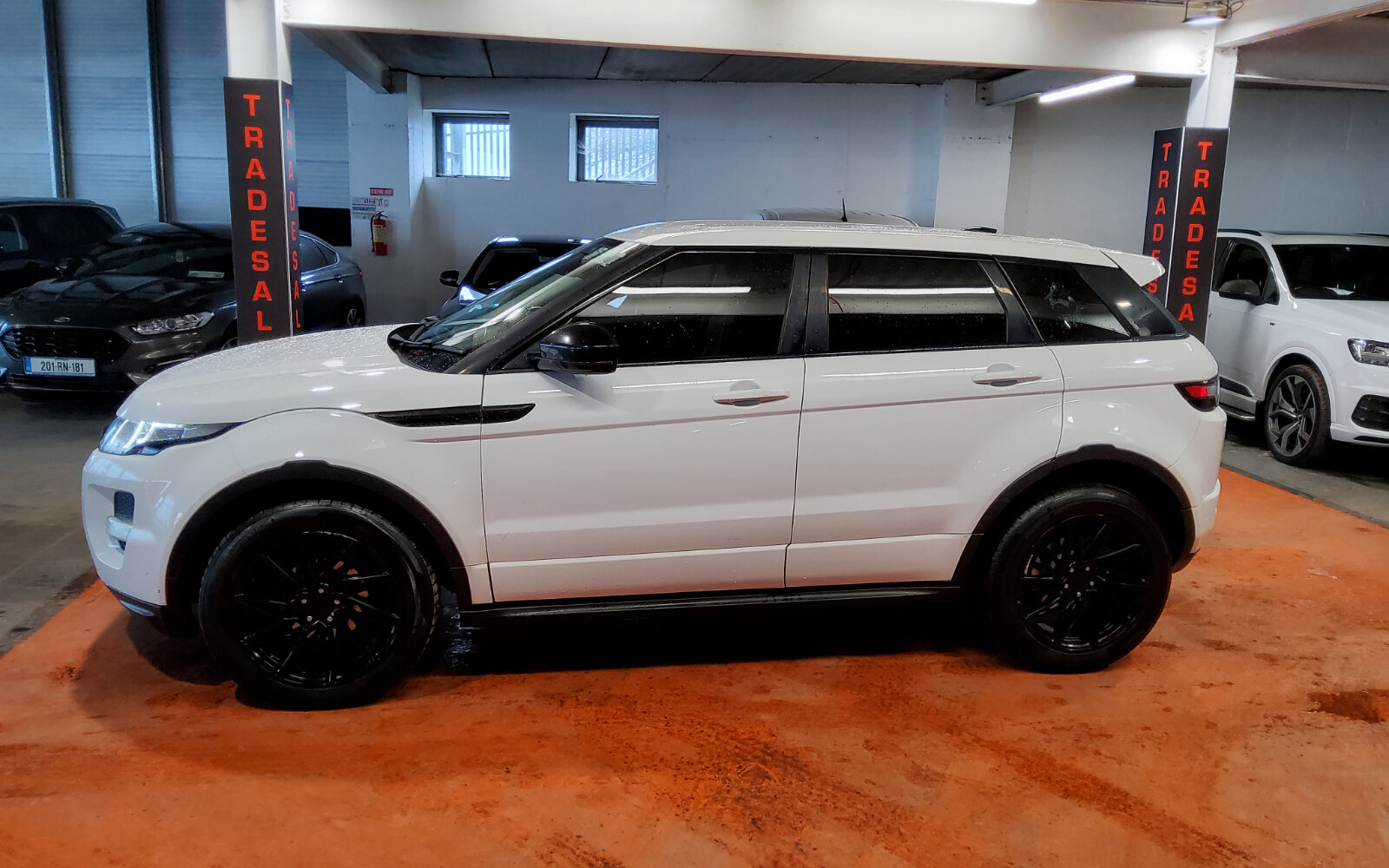 Land Rover Range Rover Evoque 2.2 TD4 150HP 4WD DYNAMIC