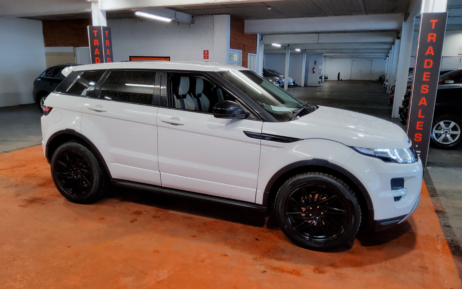 Land Rover Range Rover Evoque 2.2 TD4 150HP 4WD DYNAMIC