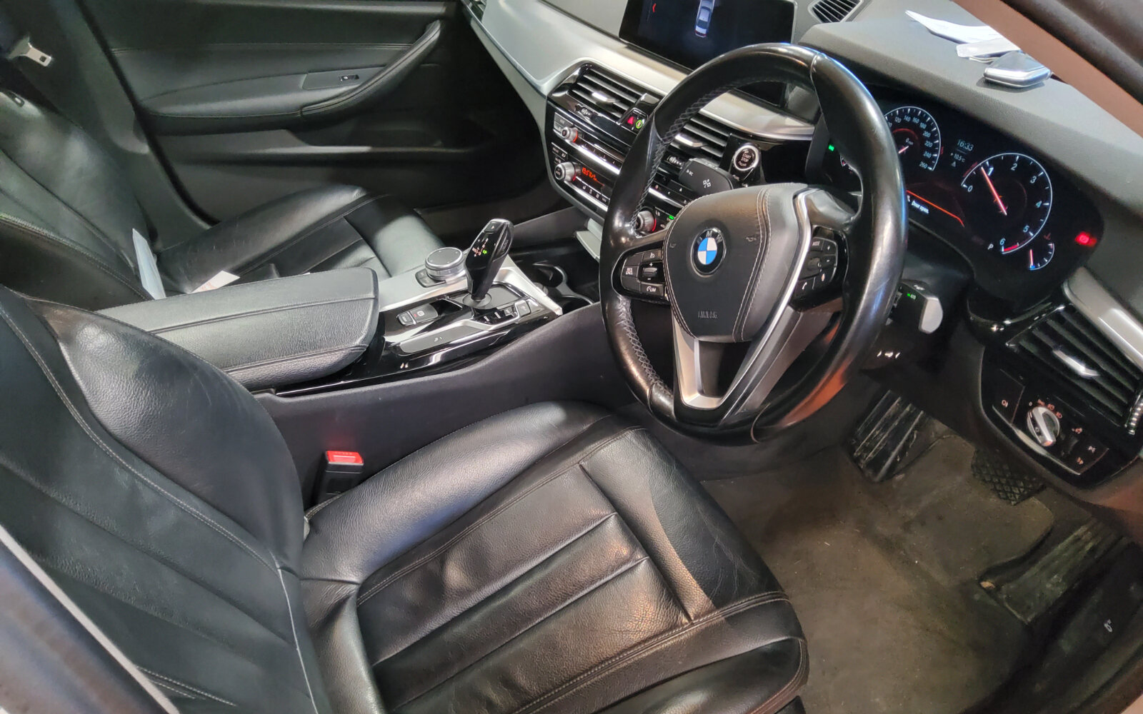 BMW 5-Series 520d SE Auto