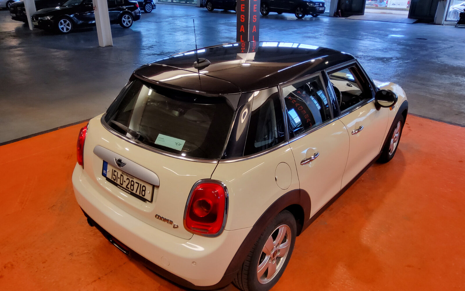 Mini Cooper Cooper D Auto