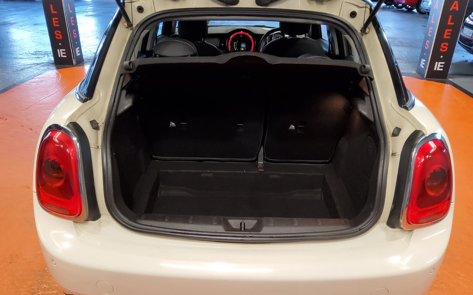 Mini Cooper Cooper D Auto