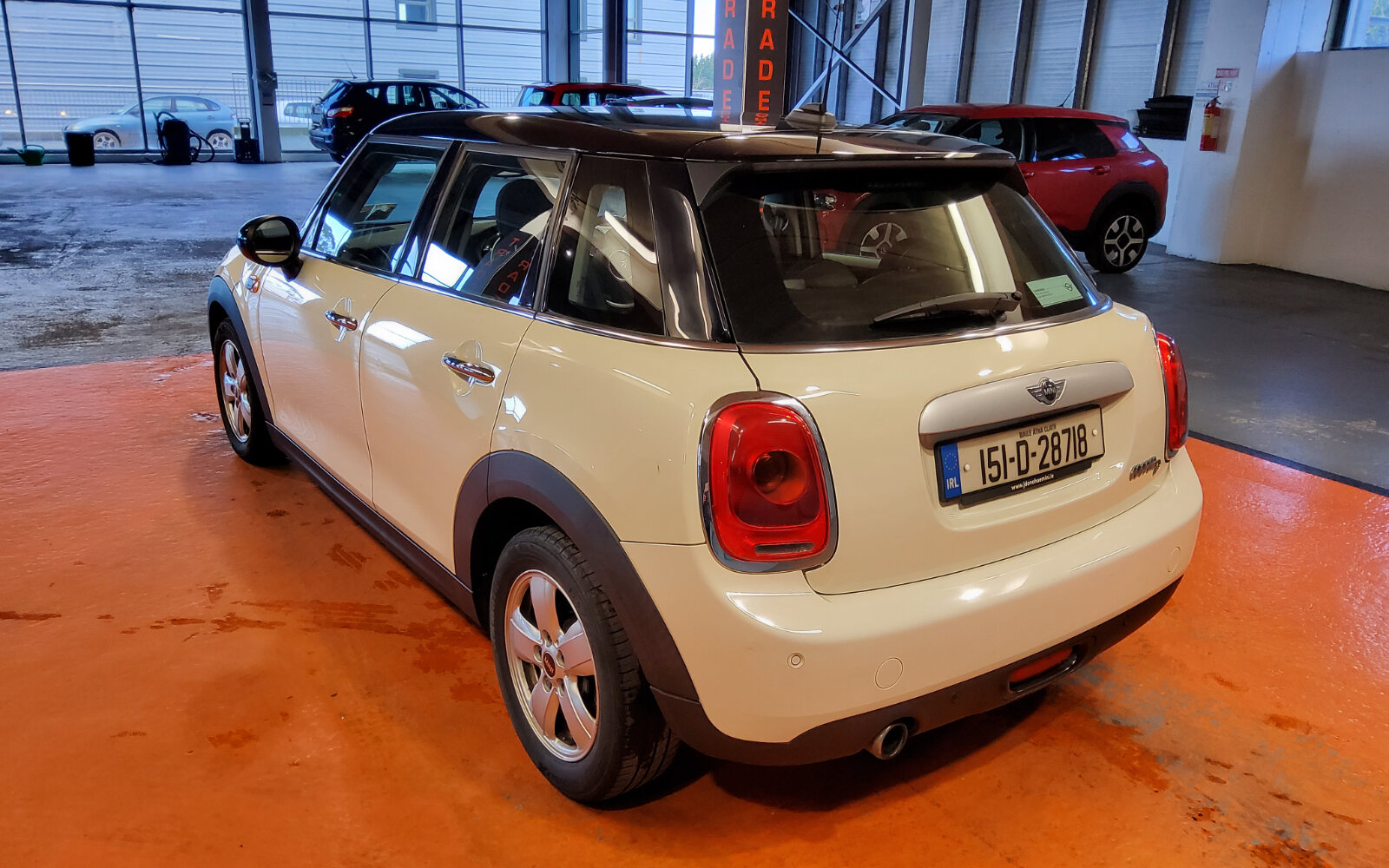 Mini Cooper Cooper D Auto